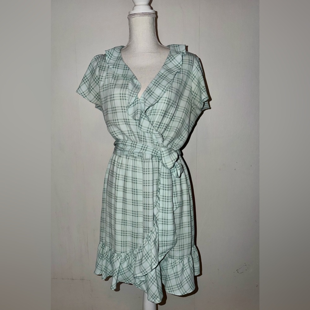 Plaid Wrap Dress in Green